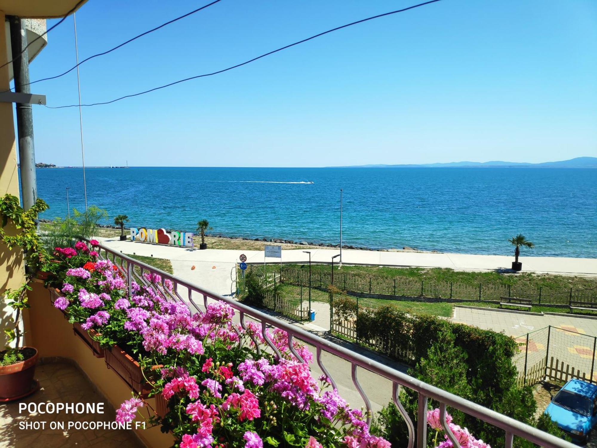 Homestay Kostadinov Pomorie Luaran gambar