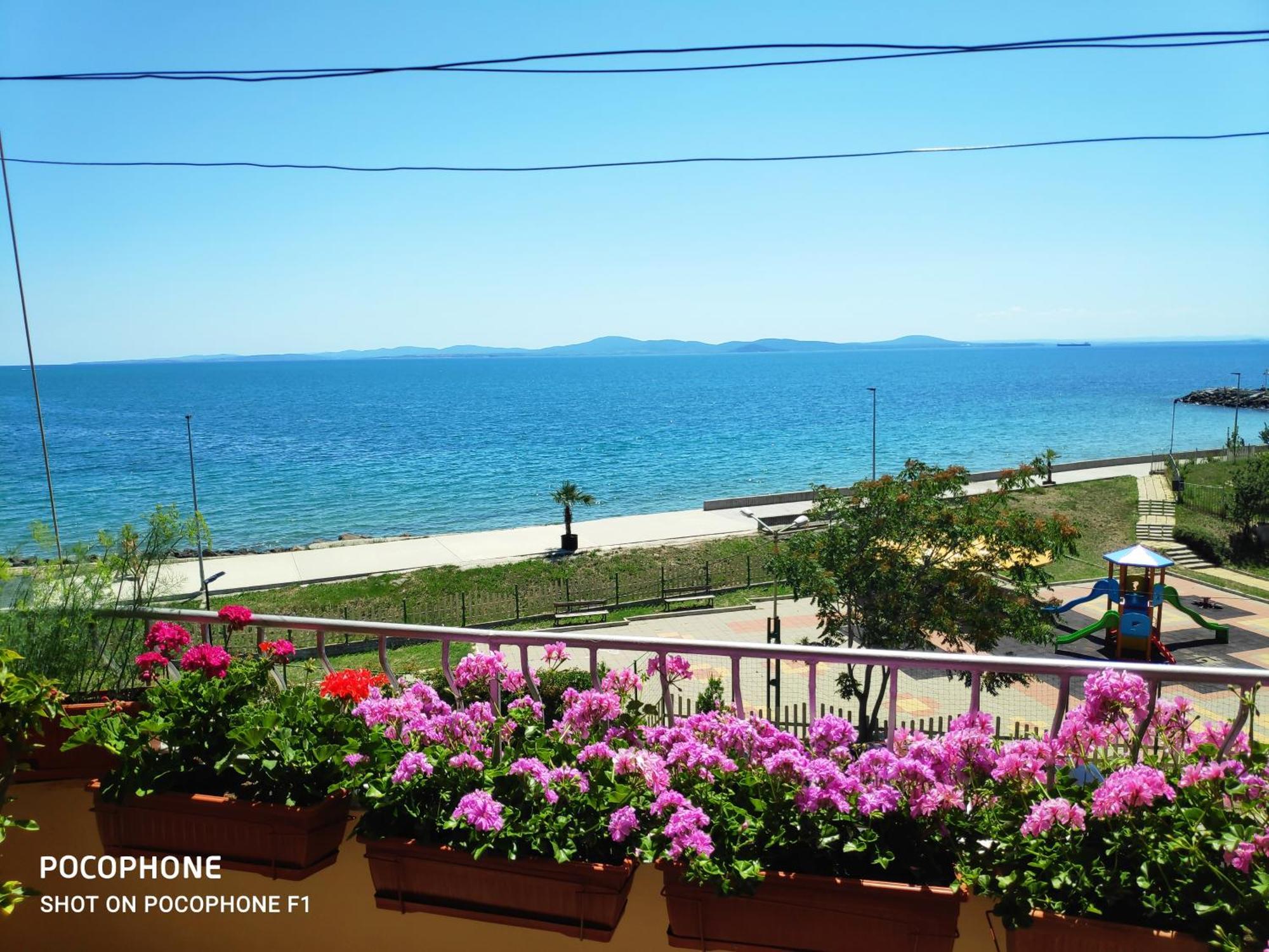 Homestay Kostadinov Pomorie Luaran gambar